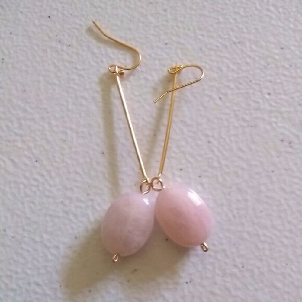 Rose Quartz! Sleek, Sexy and Trendy Style +++ Esoteric Properties! Ultra Femme!